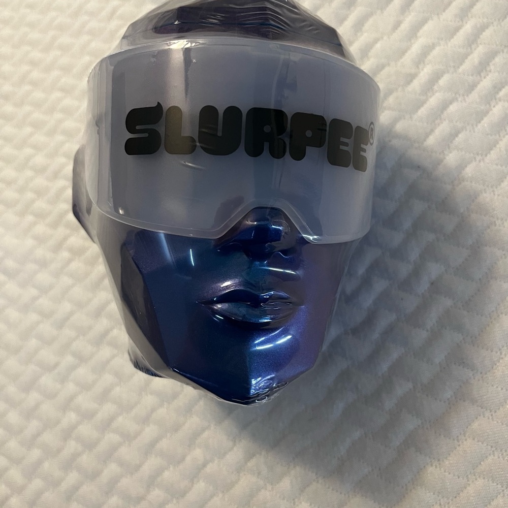 7 Eleven Slurpee Cup Retro 80's Brain Freeze Neon Man Early 2023 Exclusive NEW